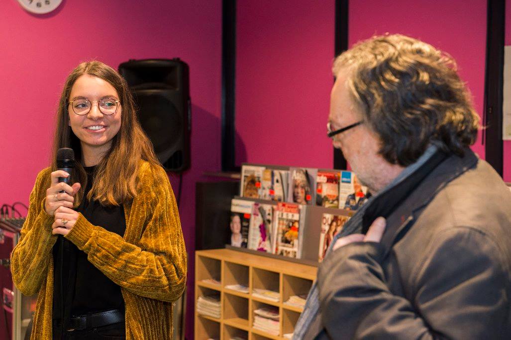 De beoogde presentator sloot op de valreep de avond af